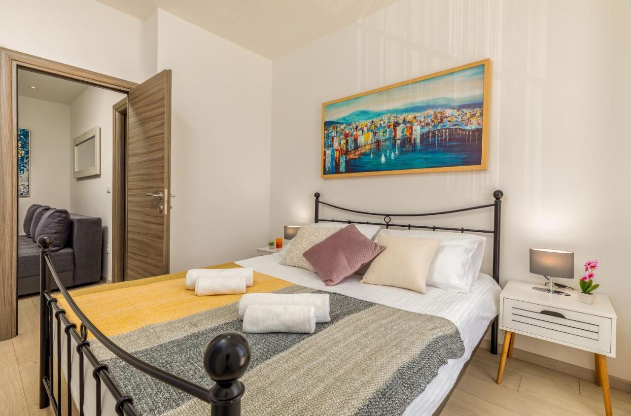 Silver Luxury Apartment *